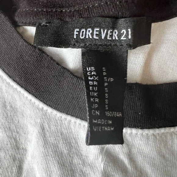 Forever21 T-Shirt Dress - Picture 3 of 3